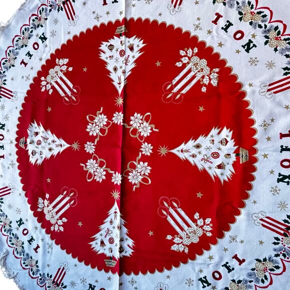 Vintage Christmas Holiday Tablecloth Cotton Print Round Fringe Red Gold Festive - Picture 8 of 10